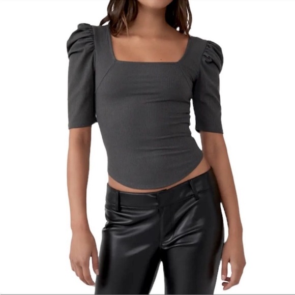 NWOT Free People Night Lily Puff Sleeve Ribbed Knit Top in Charcoal size L - Picture 1 of 11